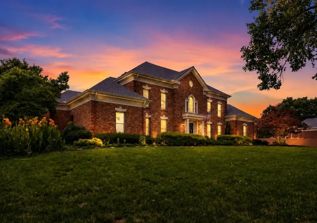 Photo 1 of Single family home for sale at 6417 Edinburgh Dr, Nashville, TN 37221 | MLS# 3514807 | Listing updated on 2026-09-03