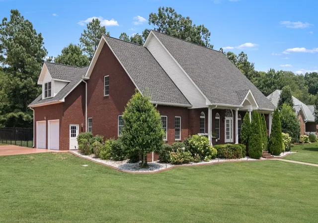 Photo 4 of Single family home for sale at 106 Finch Ln, Shelbyville, TN 37160 | MLS# 3499834 | Listing updated on 2026-10-29