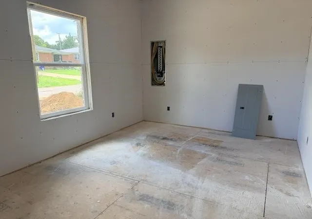 2nd image of 185 Hardin Rd, Savannah, TN 38372 | MLS# 3326369