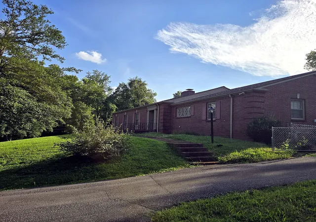 26th image of 105 3rd Ave E, Springfield, TN 37172 | MLS# 3333721
