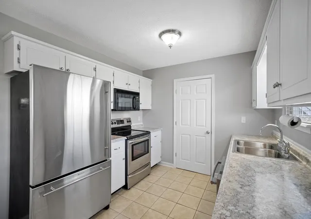 Photo 3 of Single family home for sale at 111 Grant Ave, Oak Grove, KY 42262 | MLS# 3501300 | Listing updated on 2026-08-10