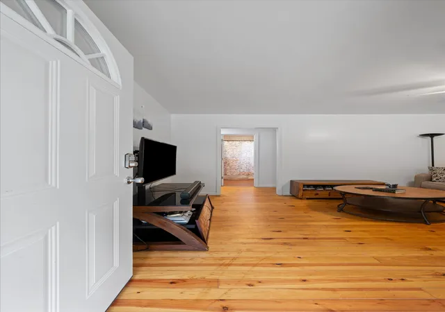 3rd image of 8324 River Road Pike, Nashville, TN 37209 | MLS# 3335949