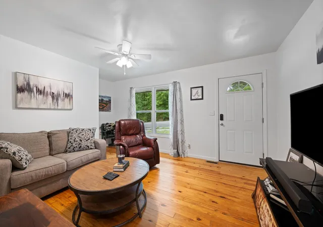 4th image of 8324 River Road Pike, Nashville, TN 37209 | MLS# 3335949