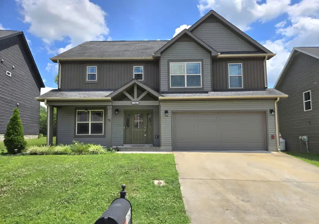 Photo 2 of Sale Pending at 1163 Belvoir Ln, Clarksville, TN 37040 | MLS# 3336311 | Listing updated on 2026-09-01