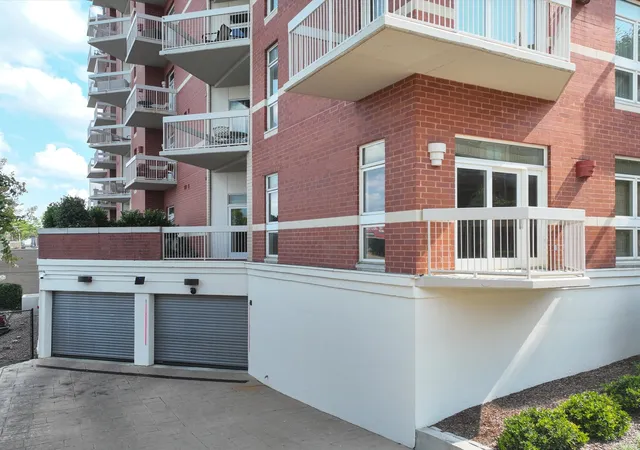 Photo 4 of Condo for sale at 110 31st Avenue N #102, Nashville, TN 37203 | MLS# 3512505 | Listing updated on 2026-09-12