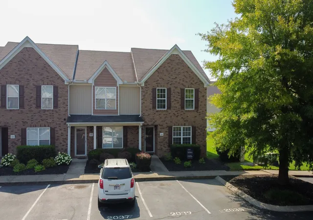 2nd image of 2039 Victory Gallop Ln, Murfreesboro, TN 37128 | MLS# 3333654