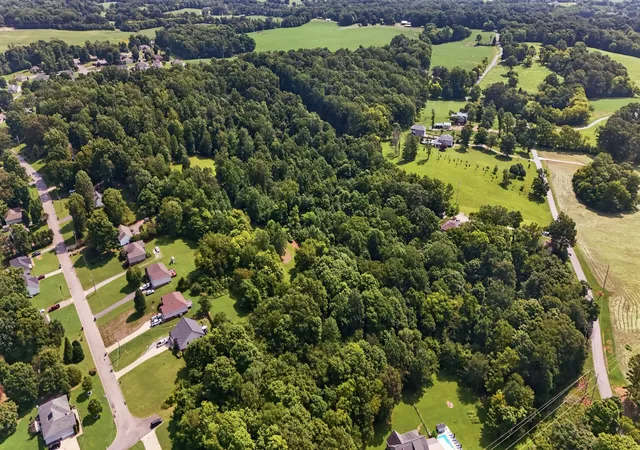 1st image of 823 Oak Ridge Dr, Springfield, TN 37172 | MLS# 3513848