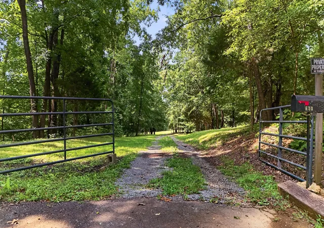 20th image of 823 Oak Ridge Dr, Springfield, TN 37172 | MLS# 3513848
