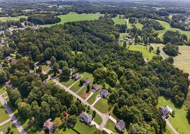 1st image of 0 Fox Ridge Dr, Springfield, TN 37172 | MLS# 3513847