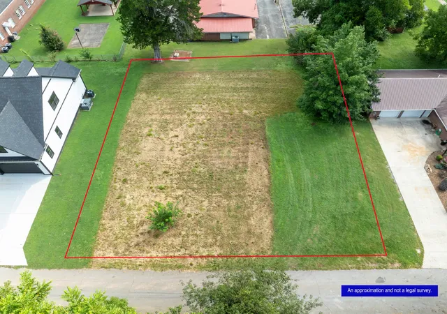 1st image of 0 5th Ave N, Decherd, TN 37324 | MLS# 3500964