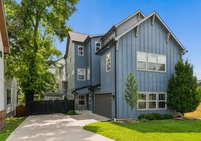 2nd image of 2220a 11th Ave S, Nashville, TN 37204 | MLS# 3510383