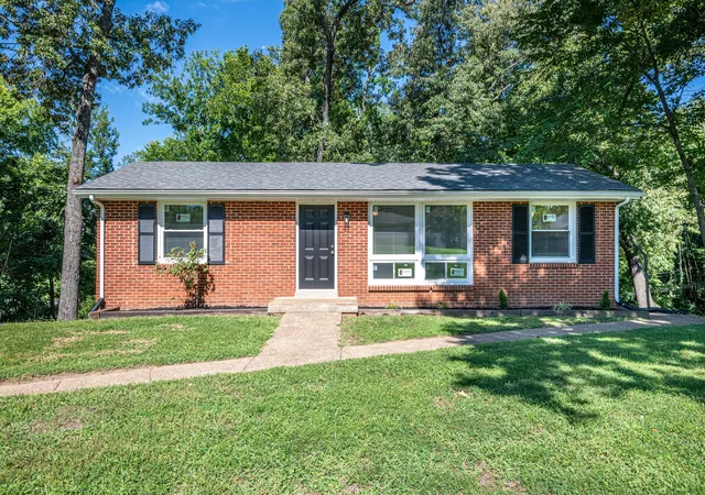 1st image of 108 Meadowbrook Dr, Clarksville, TN 37042 | MLS# 3333605