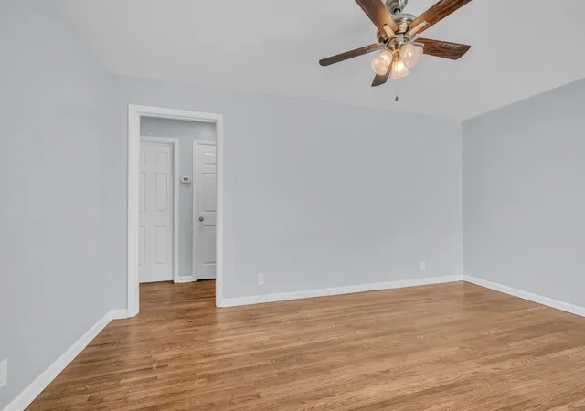 Photo 3 of Single family home for sale at 108 Meadowbrook Dr, Clarksville, TN 37042 | MLS# 3333605 | Listing updated on 2026-09-07