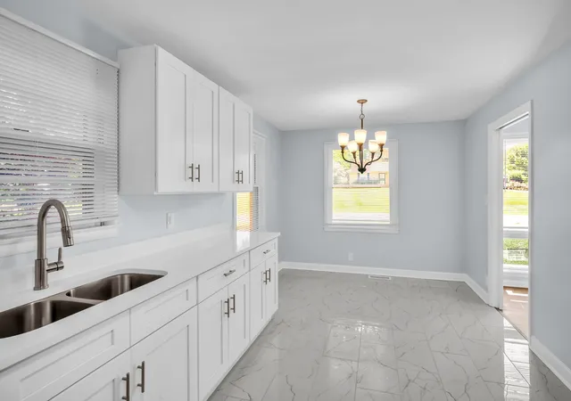 Photo 4 of Single family home for sale at 108 Meadowbrook Dr, Clarksville, TN 37042 | MLS# 3333605 | Listing updated on 2026-09-07