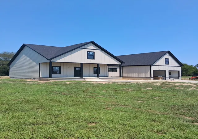 3rd image of 90 Pine Bluff Ct, Winchester, TN 37398 | MLS# 3506107