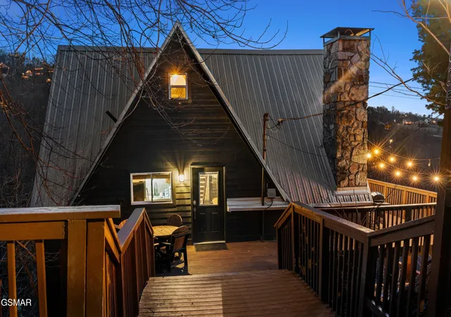 2nd image of 1835 Zurich Court, Gatlinburg, TN 37738 | MLS# 3333601