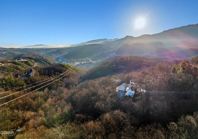 37th image of 1835 Zurich Court, Gatlinburg, TN 37738 | MLS# 3333601