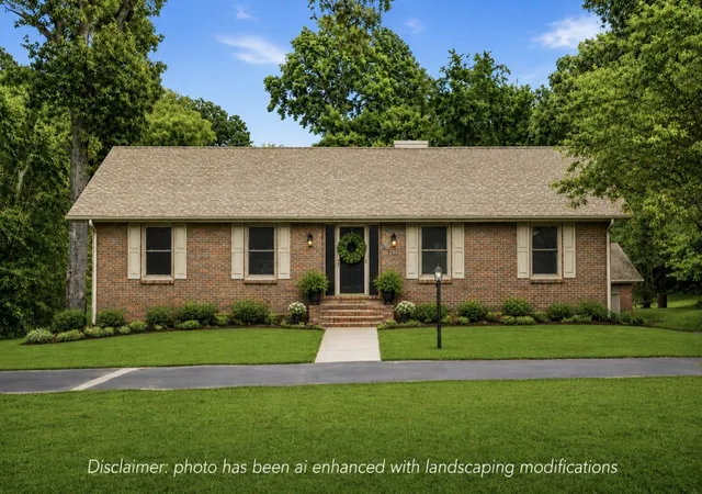 3rd image of 252 Edgewood Dr, Cadiz, KY 42211 | MLS# 3500849