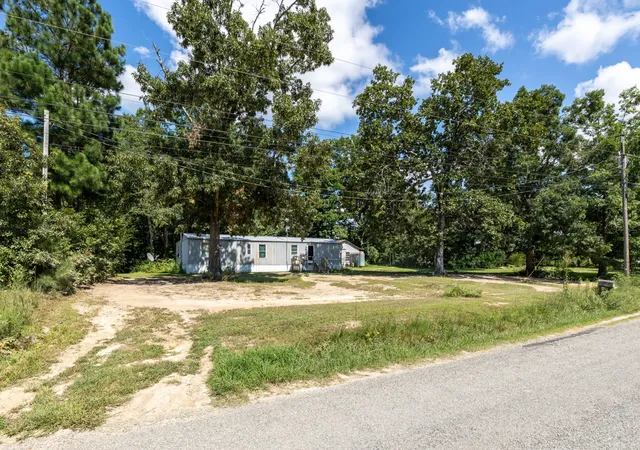 1st image of 179 Reeves Rd, Hohenwald, TN 38462 | MLS# 3499798