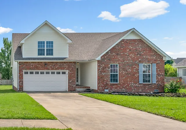 Photo 1 of Single family home for sale at 770 Ellie Nat Dr, Clarksville, TN 37040 | MLS# 3499746 | Listing updated on 2026-08-22