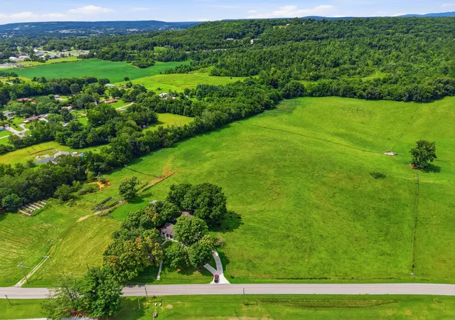 5th image of 1364 Country Club Rd, Sparta, TN 38583 | MLS# 3506014