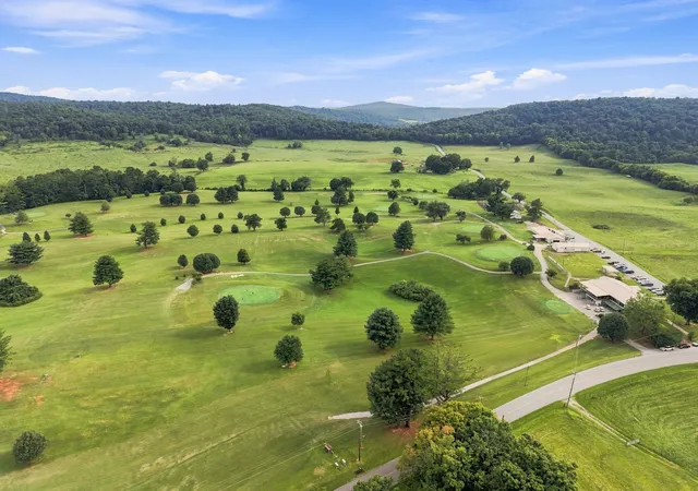 8th image of 1364 Country Club Rd, Sparta, TN 38583 | MLS# 3506014