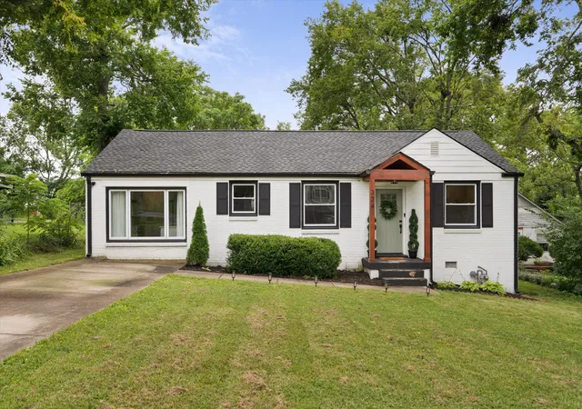 Photo 1 of Single family home for sale at 324 Cumberland Ave, Madison, TN 37115 | MLS# 3333722 | Listing updated on 2026-10-05
