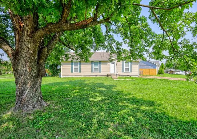 Photo 1 of Single family home for sale at 3521 Albee Dr, Hermitage, TN 37076 | MLS# 3501146 | Listing updated on 2026-09-28