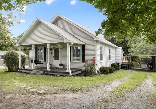 1st image of 1357 Main St, Greenbrier, TN 37073 | MLS# 3333815