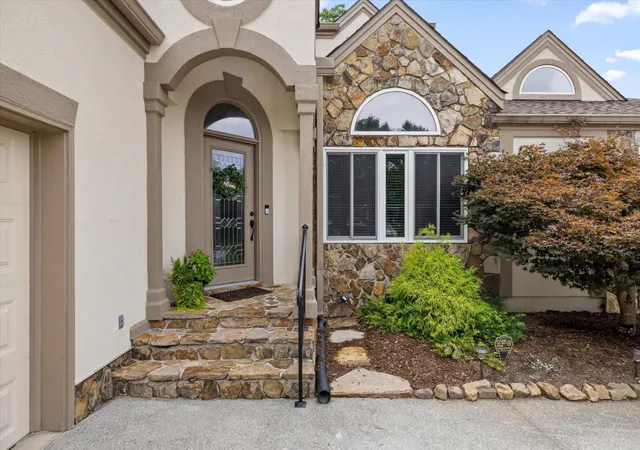 Photo 3 of Townhouse for sale at 9934 Cattails Meadow Lane, Ooltewah, TN 37363 | MLS# 3528170 | Listing updated on 2026-09-25