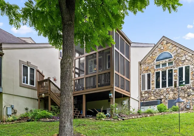 Photo 2 of Townhouse for sale at 9934 Cattails Meadow Lane, Ooltewah, TN 37363 | MLS# 3528170 | Listing updated on 2026-09-25