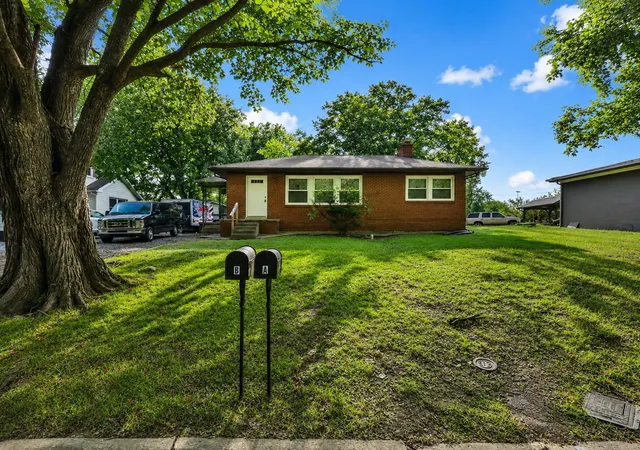 Photo 3 of Single family home for sale at 817 Rockwood Hts #1, Clarksville, TN 37040 | MLS# 3542016 | Listing updated on 2026-09-04