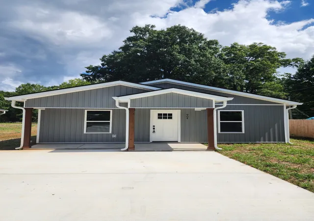 2nd image of 904 East Decherd Street, Tullahoma, TN 37388 | MLS# 3333918