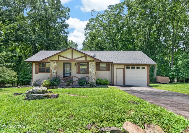 2nd image of 36 Druid Circle, Crossville, TN 38558 | MLS# 3333812