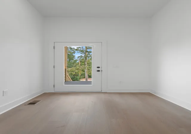 5th image of 196B Queen Ave, Nashville, TN 37207 | MLS# 3333888