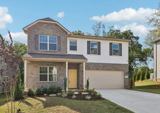 Photo 1 of Single family home for sale at 3239 Holiday Ln, Columbia, TN 38401 | MLS# 3547118 | Listing updated on 2026-09-14