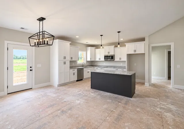 Photo 2 of Single family home for sale at 5649 Minnis Rd, Springfield, TN 37172 | MLS# 3335277 | Listing updated on 2026-09-27
