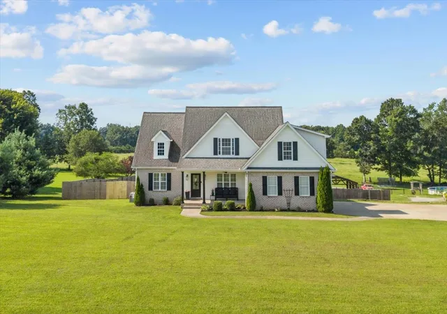 2nd image of 500 Fawn Ct, Burns, TN 37029 | MLS# 3336053