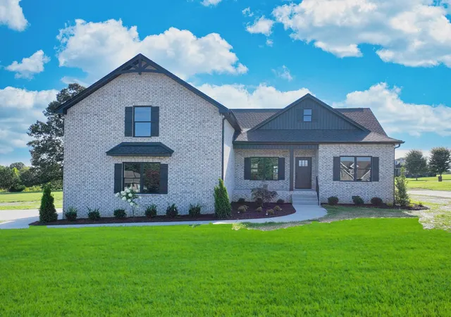 1st image of 102 N Nikki Dr, Portland, TN 37148 | MLS# 3336293