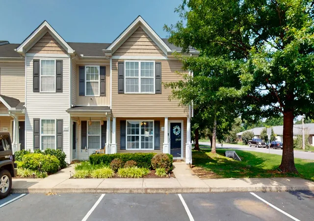 1st image of 1313 Amsterdam Ct, Murfreesboro, TN 37130 | MLS# 3335312