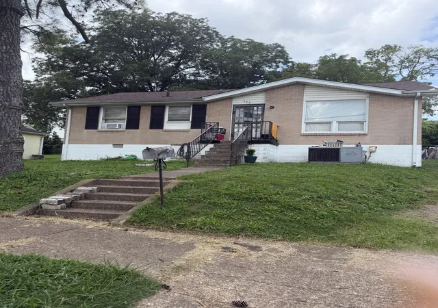 Photo 1 of Sale Pending at 708 South 13th St, Nashville, TN 37206 | MLS# 3500864 | Listing updated on 2026-08-19