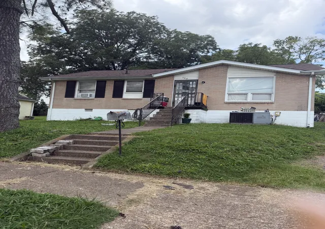 Photo 2 of Sale Pending at 708 South 13th St, Nashville, TN 37206 | MLS# 3500864 | Listing updated on 2026-08-19