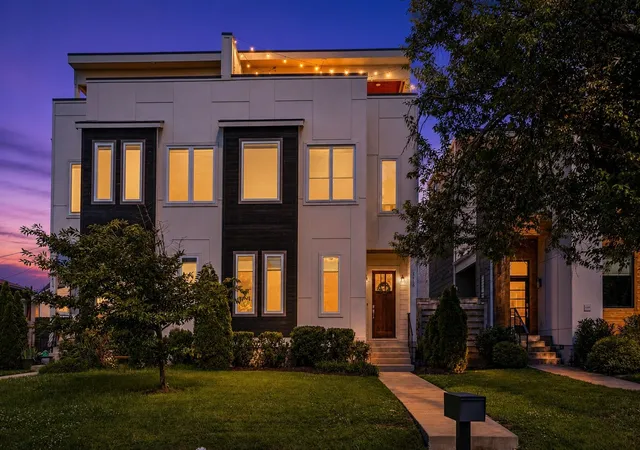 2nd image of 1416 15th Ave S, Nashville, TN 37212 | MLS# 3336244