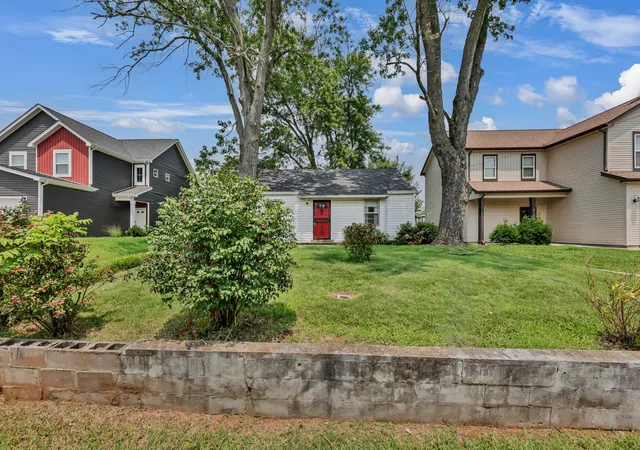 2nd image of 217 King Road, Clarksville, TN 37042 | MLS# 3336256