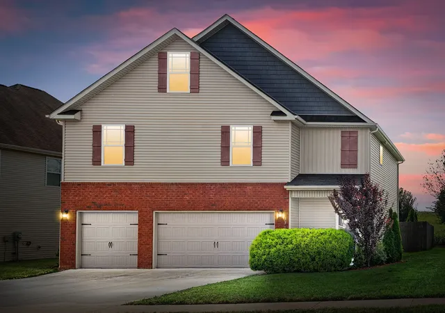 Photo 1 of Single family home for sale at 3512 Spring House Trl, Clarksville, TN 37040 | MLS# 3510904 | Listing updated on 2026-09-04