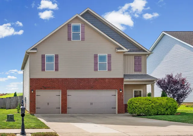 Photo 3 of Single family home for sale at 3512 Spring House Trl, Clarksville, TN 37040 | MLS# 3510904 | Listing updated on 2026-09-04