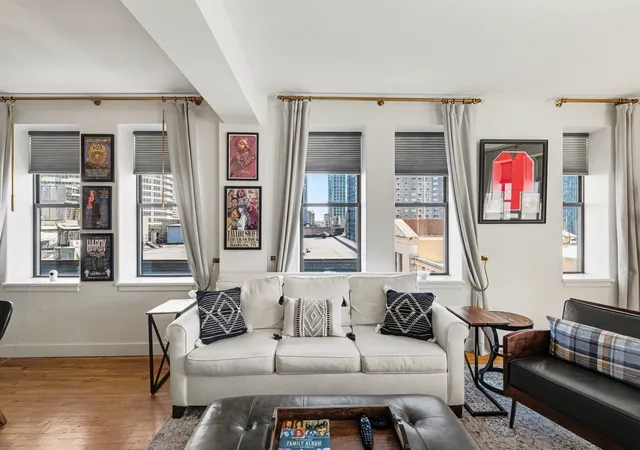 4th image of 700 Church St #802, Nashville, TN 37203 | MLS# 3500880