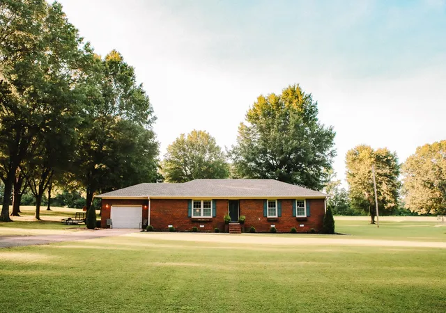 Photo 4 of Single family home for sale at 165 Noles Ln, Huntingdon, TN 38344 | MLS# 3335394 | Listing updated on 2026-08-06