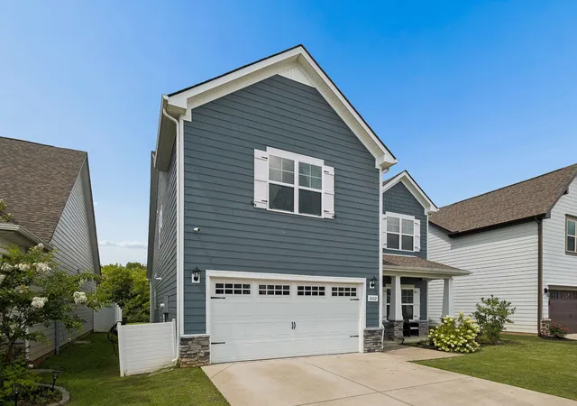 Photo 2 of Single family home for sale at 3652 Stormy Ln, Rockvale, TN 37153 | MLS# 3502099 | Listing updated on 2026-08-28