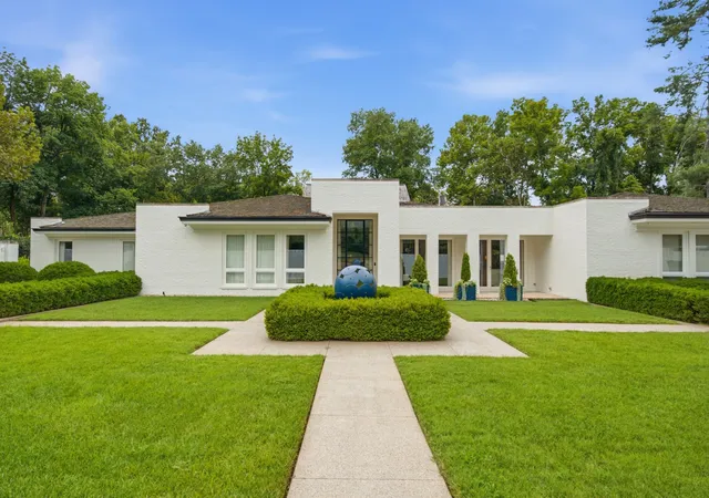 1st image of 109 Westhampton Pl, Nashville, TN 37205 | MLS# 3335901